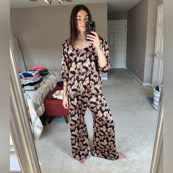 Johnny Was Black and Pink Butterfly Silk set - Picture 1 of 11
